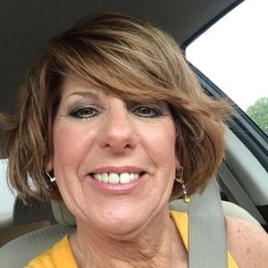 Meet your Posher, Linda